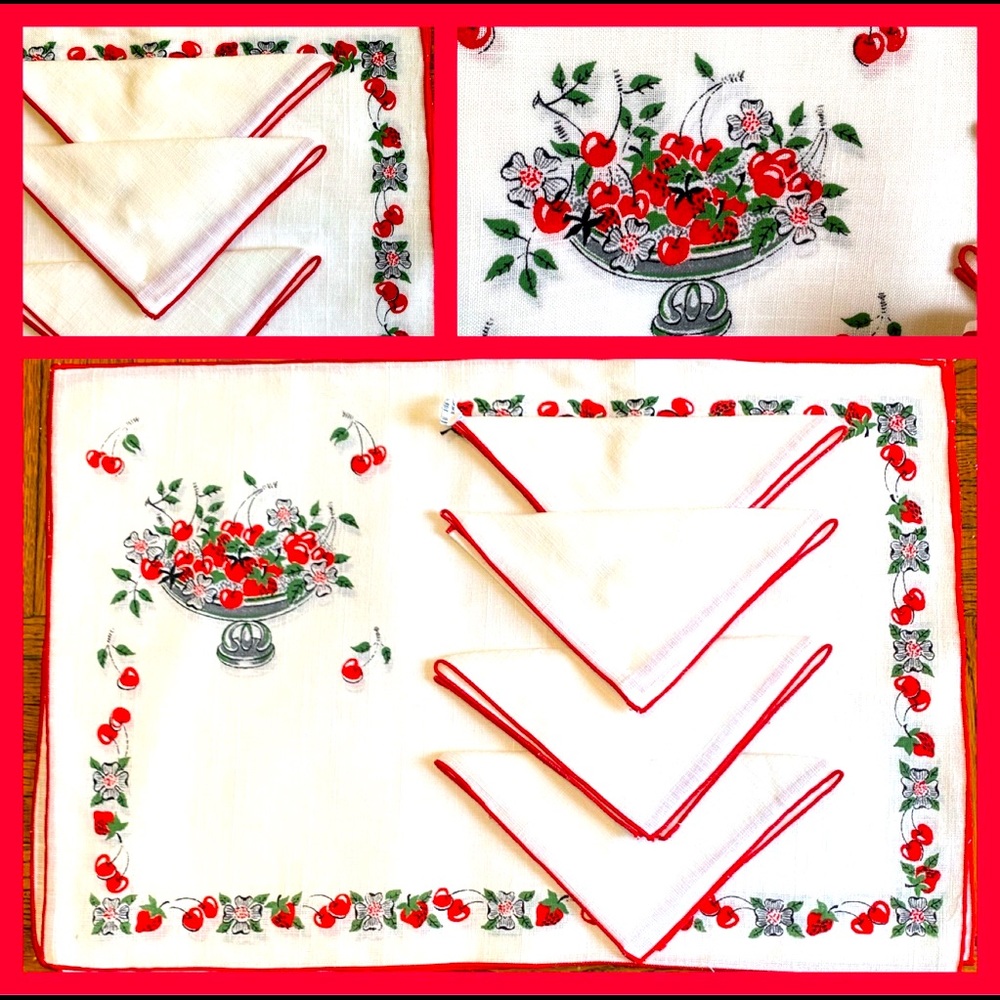 Cute 🍒 Placemat/Napkin Set